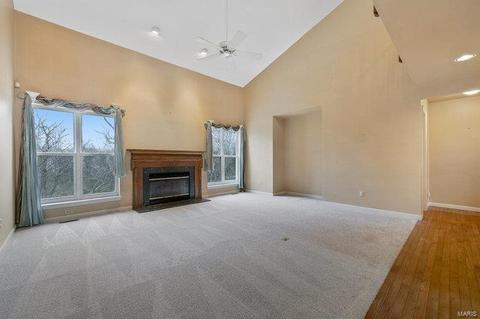 5715 Wrenwyck Pl, Weldon Spring, MO 63304 photo 3