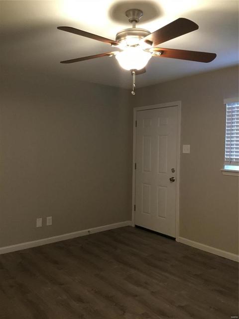 503 Saint Christopher Dr, O'fallon, MO 63366 photo 5