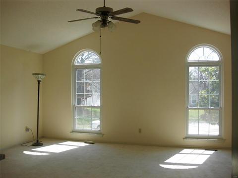 1015 Anna Mdws, Ballwin, MO 63021 photo 2