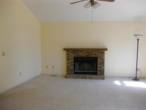 1015 Anna Mdws, Ballwin, MO 63021 photo 4
