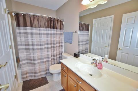 1021 Pearview Dr, Saint Peters, MO 63376 photo 33
