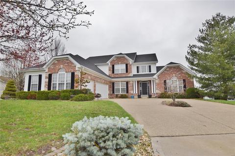 1021 Pearview Dr, Saint Peters, MO 63376 photo 1