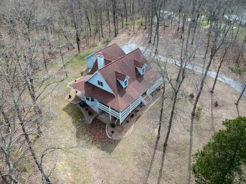 16 Woodleaf Ct, O'fallon, MO 63366 photo 2