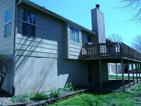 1409 Oakhall Manor Ct, Ballwin, MO 63021 photo 28