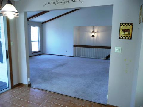 1409 Oakhall Manor Ct, Ballwin, MO 63021 photo 8