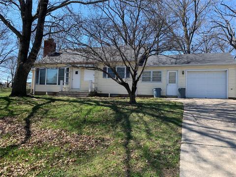 313 N Ely St, Carrollton, MO 64633 photo 1