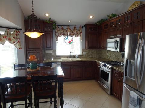 733 Westbrooke Ter, Ballwin, MO 63021 photo 15