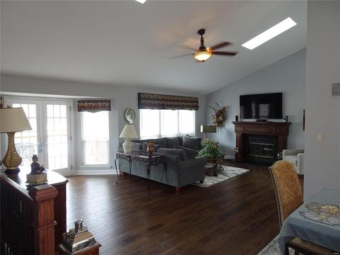 733 Westbrooke Ter, Ballwin, MO 63021 photo 8