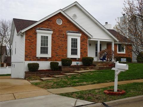 733 Westbrooke Ter, Ballwin, MO 63021 photo 2