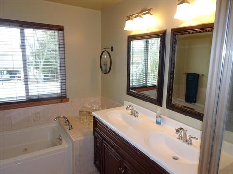 733 Westbrooke Ter, Ballwin, MO 63021 photo 31