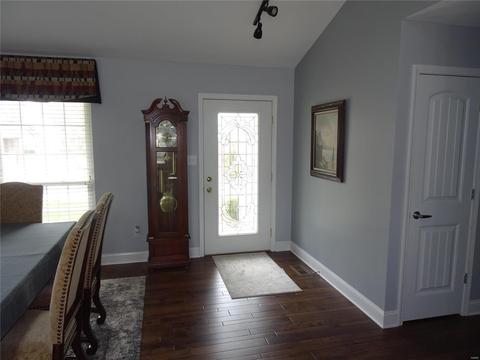 733 Westbrooke Ter, Ballwin, MO 63021 photo 3