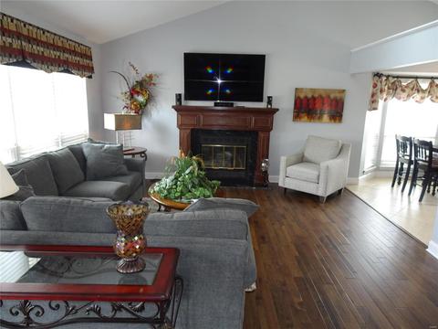 733 Westbrooke Ter, Ballwin, MO 63021 photo 12