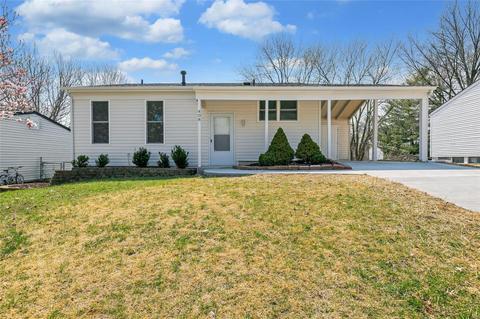 408 Wild Winds Dr, O'fallon, MO 63368 photo 2