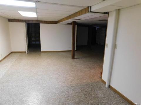300 Oakfield Dr, Ballwin, MO 63021 photo 15