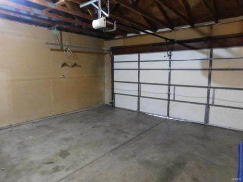 300 Oakfield Dr, Ballwin, MO 63021 photo 14