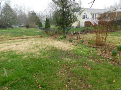 300 Oakfield Dr, Ballwin, MO 63021 photo 3