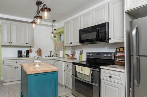 6355 Pershing Ave, Saint Louis, MO 63130 photo 13