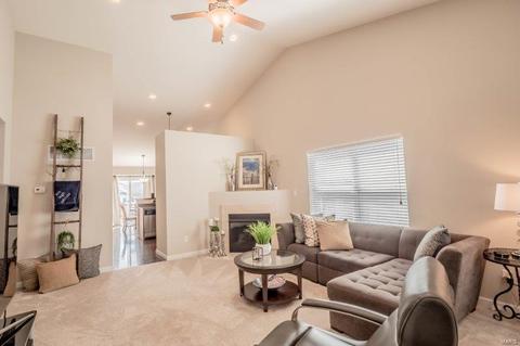 1412 Garnet Dr, O'fallon, MO 63366 photo 9