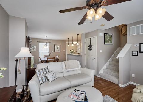 458 Coachgate Ct, Ballwin, MO 63021 photo 8