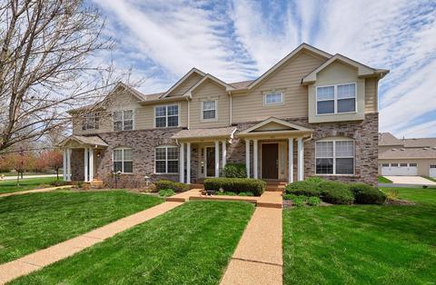 458 Coachgate Ct, Ballwin, MO 63021 photo 2