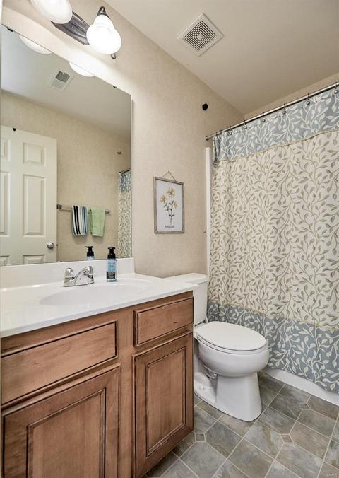 458 Coachgate Ct, Ballwin, MO 63021 photo 27