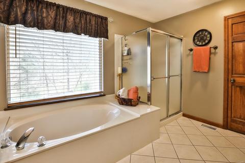1423 Richland Meadows Dr, Ballwin, MO 63021 photo 20