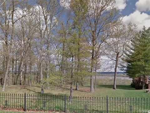 7050 Christopher Dr, Saint Louis, MO 63129 photo 9