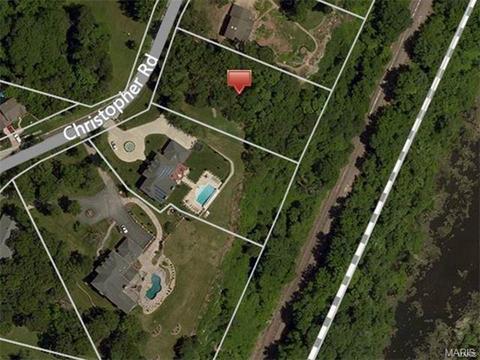 7050 Christopher Dr, Saint Louis, MO 63129 photo 5