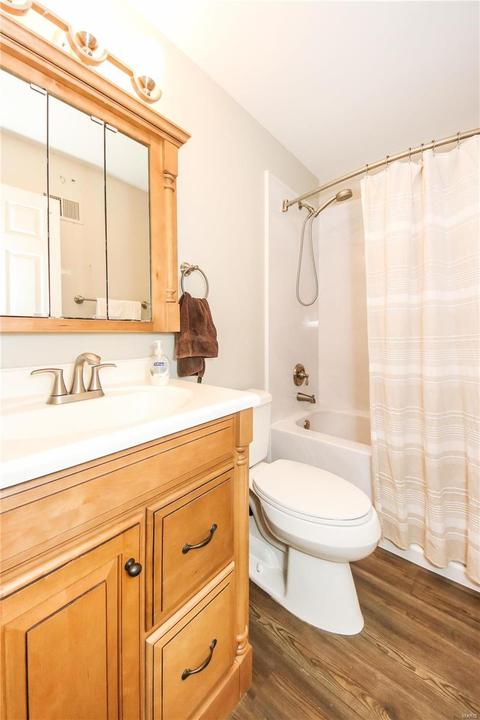 685 Cedar Run Dr, Ballwin, MO 63021 photo 18