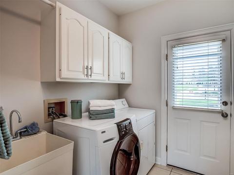 1096 Bristol Mnr, Ballwin, MO 63011 photo 26