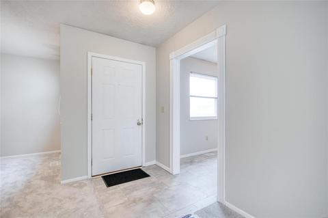 976 Barbizon, Manchester, MO 63021 photo 5