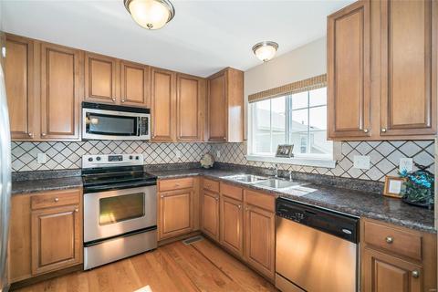 208 Belmonte Cir, O'fallon, MO 63368 photo 9