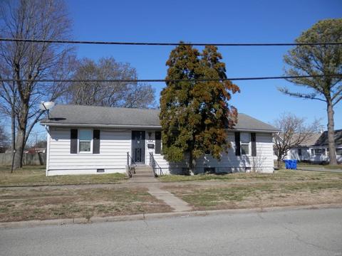 401 N 16th, Herrin, IL 62948 photo 1