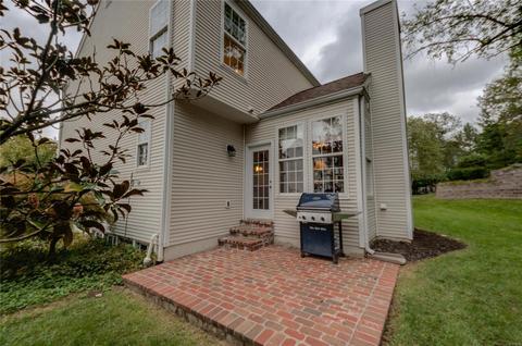 294 Dickens Farm Ln, Ballwin, MO 63021 photo 27