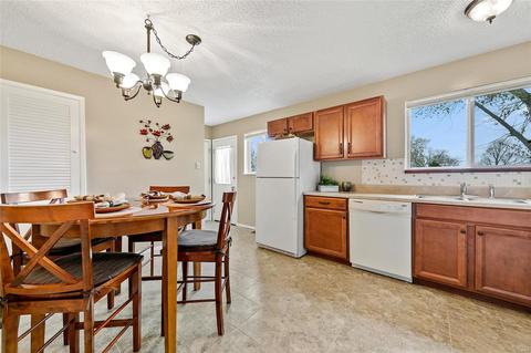 32 Doris Ave, O'fallon, MO 63368 photo 8
