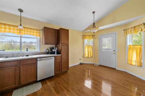 2 Devondale Pl, Saint Peters, MO 63376 photo 8