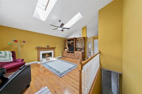 2 Devondale Pl, Saint Peters, MO 63376 photo 4