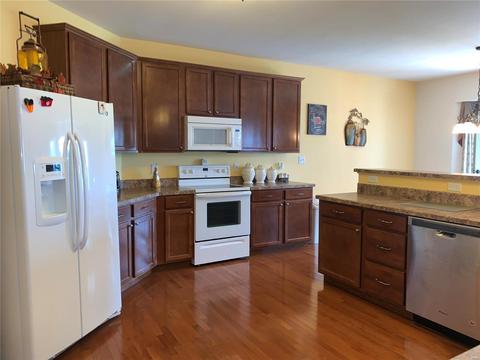 6540 Devonhurst Dr, Saint Louis, MO 63129 photo 4