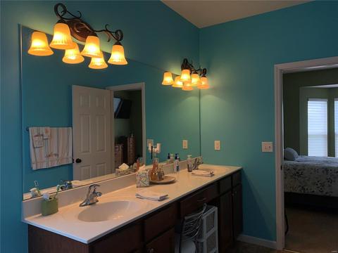 6540 Devonhurst Dr, Saint Louis, MO 63129 photo 13