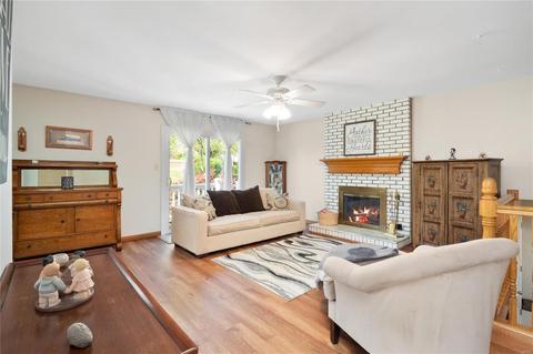 177 Tortuna, Ballwin, MO 63021 photo 2