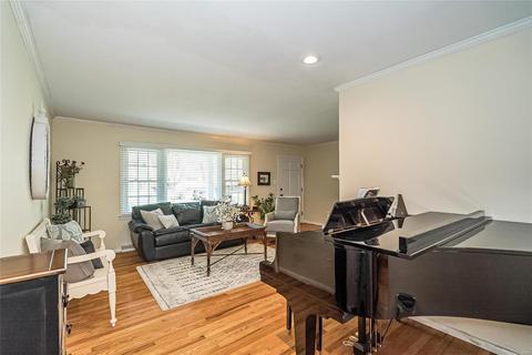 331 Providence Rd, Ballwin, MO 63011 photo 8