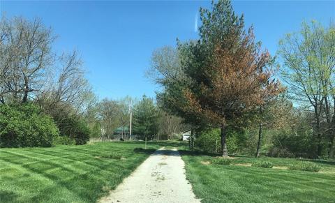 1200 Groeblinghoff Ln, O'fallon, MO 63366 photo 3