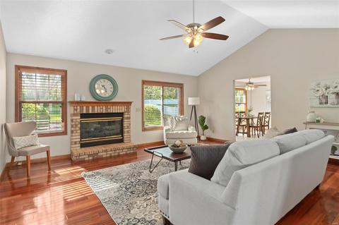 5280 Roanoke Dr, Weldon Spring, MO 63304 photo 19