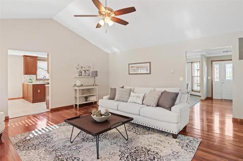 5280 Roanoke Dr, Weldon Spring, MO 63304 photo 20