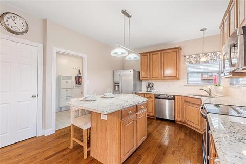 303 Durham Meadows Dr, O'fallon, MO 63368 photo 4