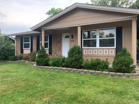 516 Blazedwood Dr, Ballwin, MO 63021 photo 2