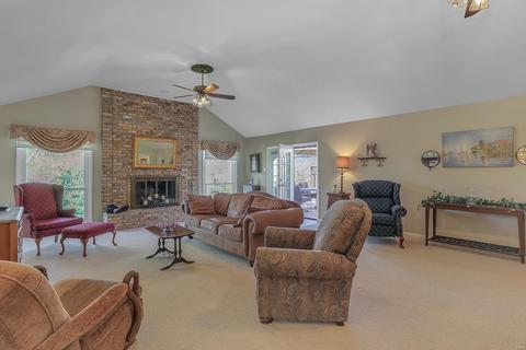 515 Nottingham Dr, Ballwin, MO 63011 photo 10