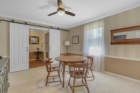 515 Nottingham Dr, Ballwin, MO 63011 photo 8