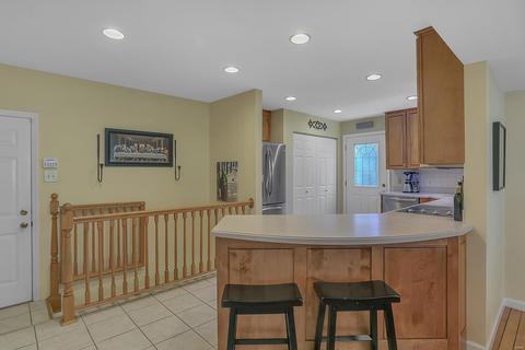 515 Nottingham Dr, Ballwin, MO 63011 photo 5
