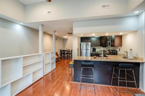 1900 Sidney, Saint Louis, MO 63104 photo 4